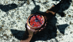 Эксклюзивная новинка от Corum: хронограф из патинированной бронзы